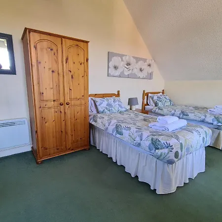 Apartment Church *