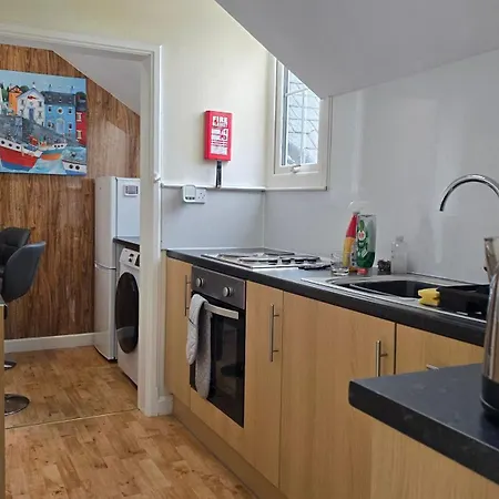 Church * Robin Hood's Bay